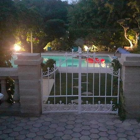 布克贝尔航空Le Jardin De Mae公寓 外观 照片